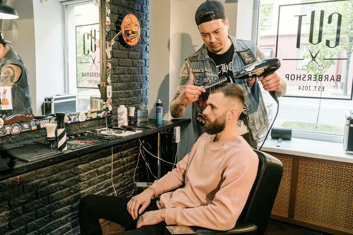 Hair styling session