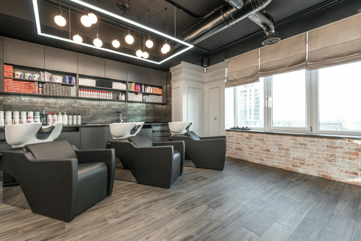 Salon atmosphere